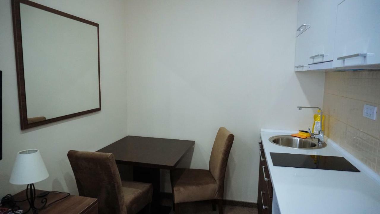 Hotel Usce Šabac エクステリア 写真