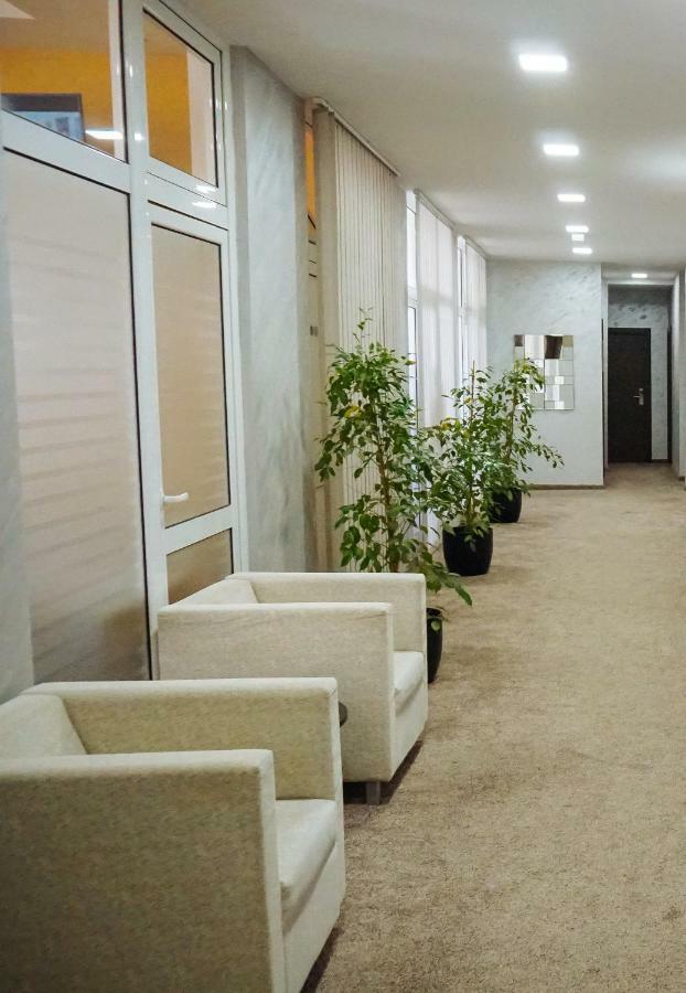 Hotel Usce Šabac エクステリア 写真